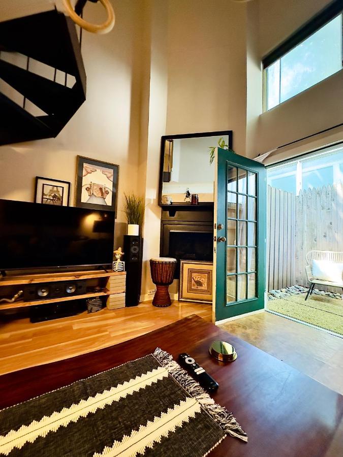 Hifi Sound & Comfort - Uptown Dallas / 2-Story Loft Dış mekan fotoğraf